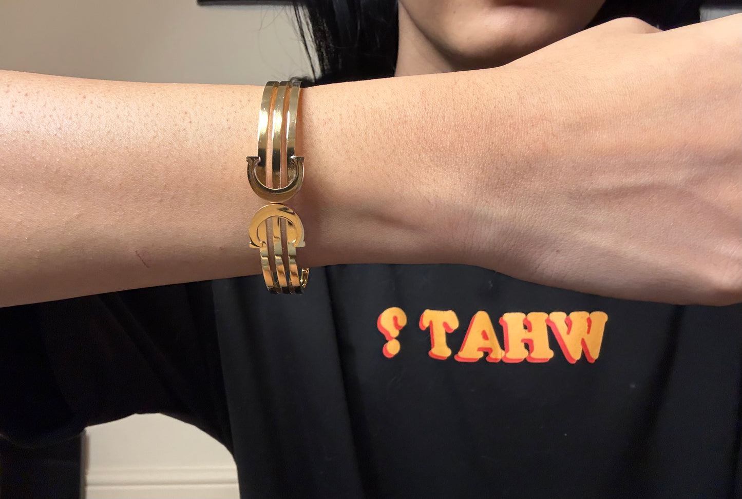 Elegant Gold Tone Bracelet