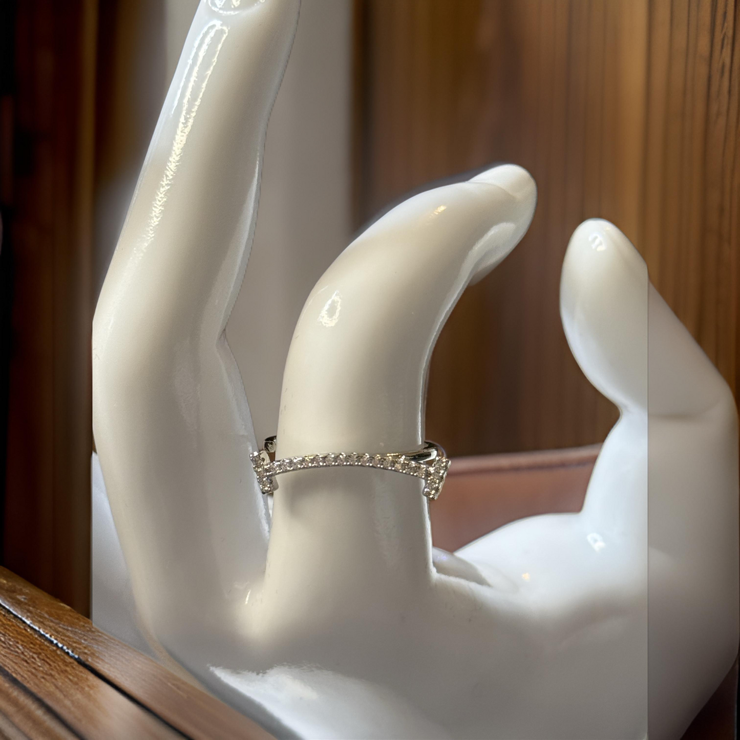 Intertwined band , sparkling ring