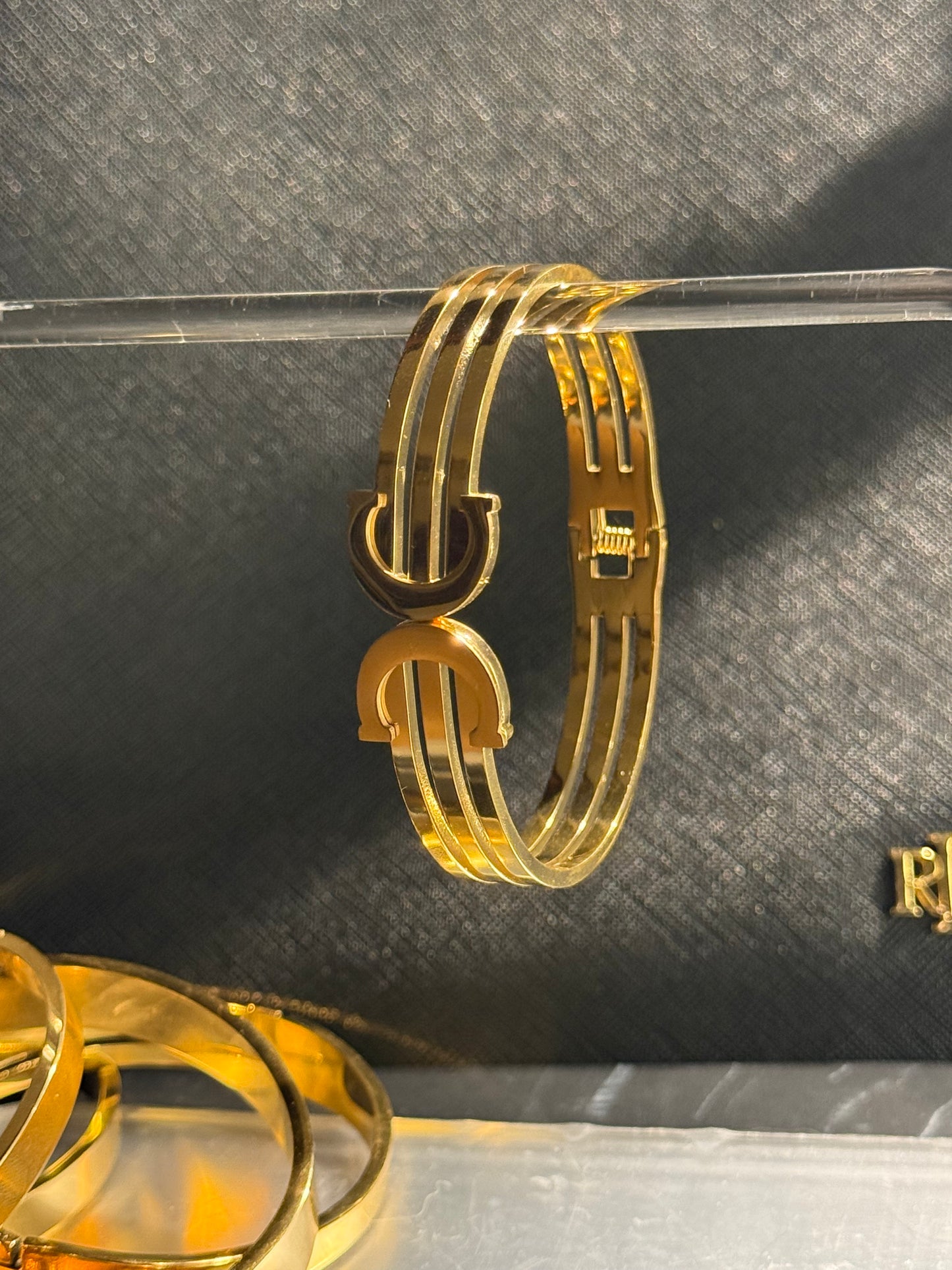 Elegant Gold Tone Bracelet