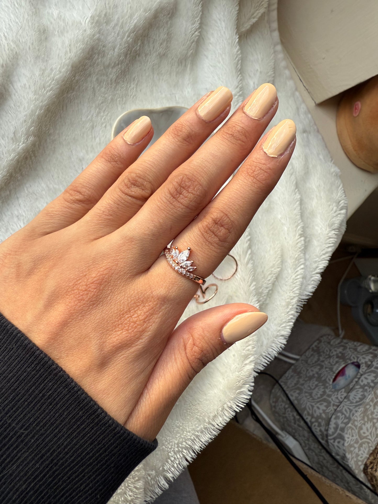 Yes Queen Adjustable Ring
