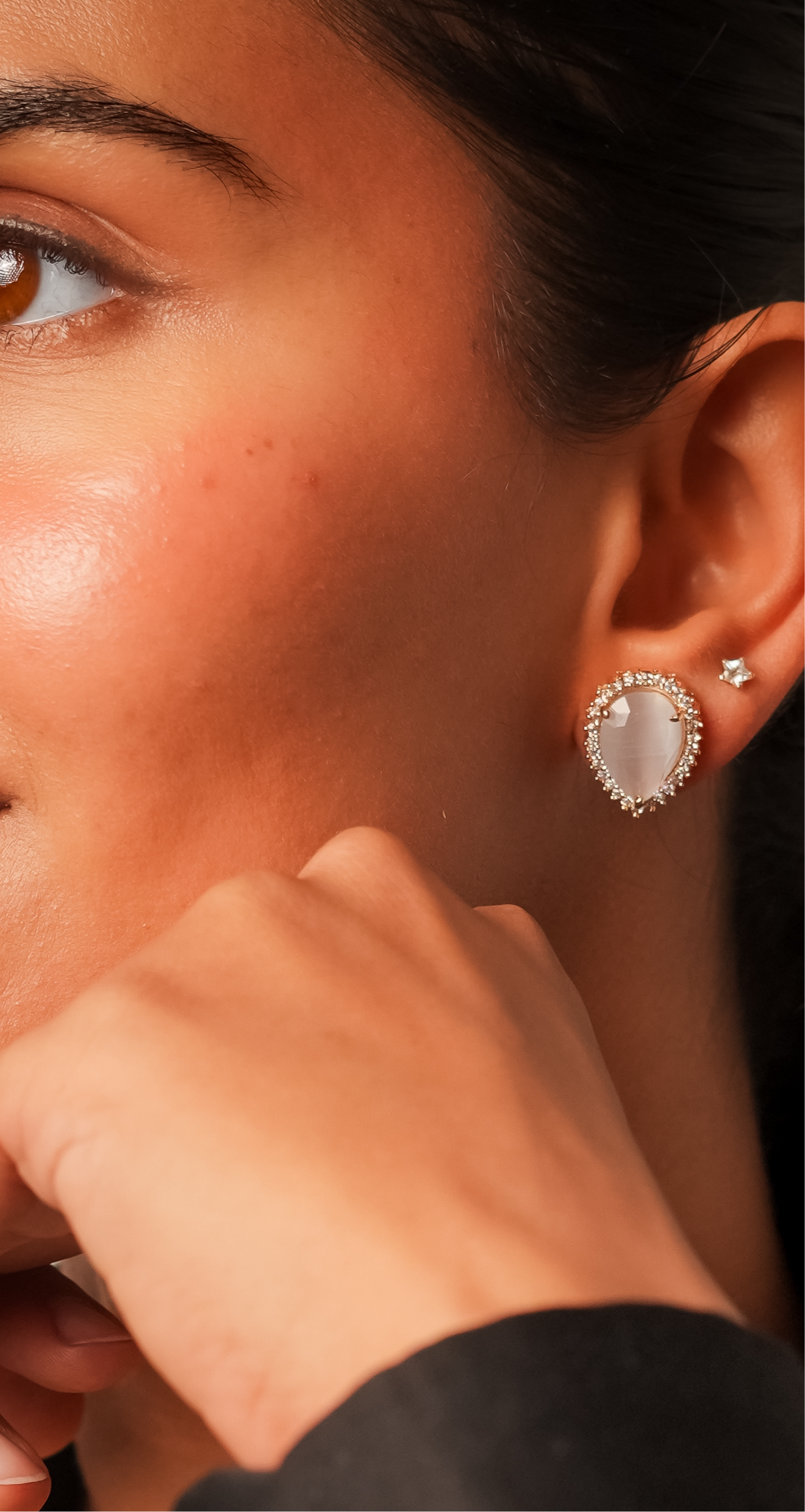 Elegant Teardrop Stud Earrings