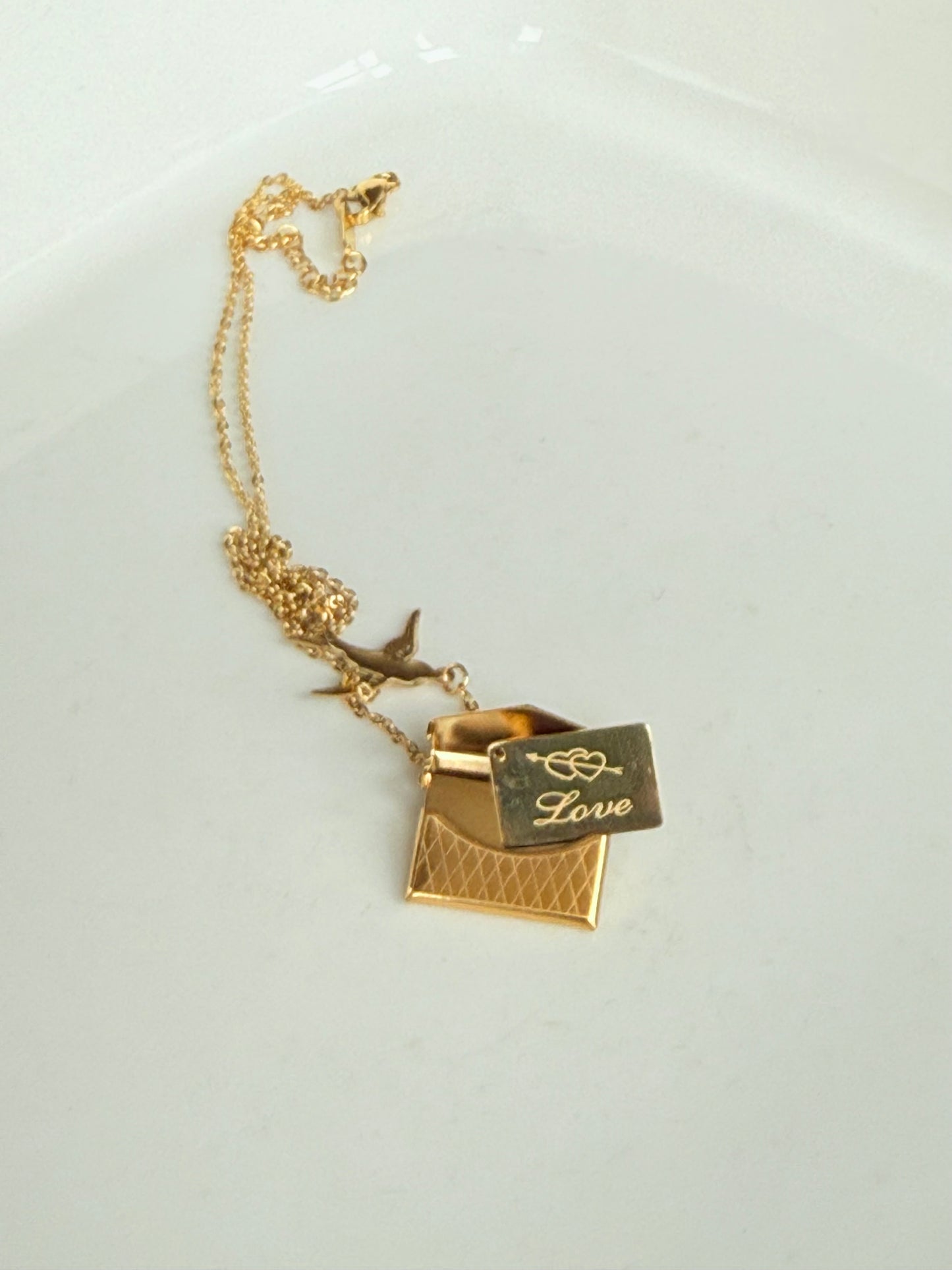 Beautiful locket with Love you message engraved